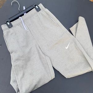 Boys Nike Track Pants / Therma Fit / Size L